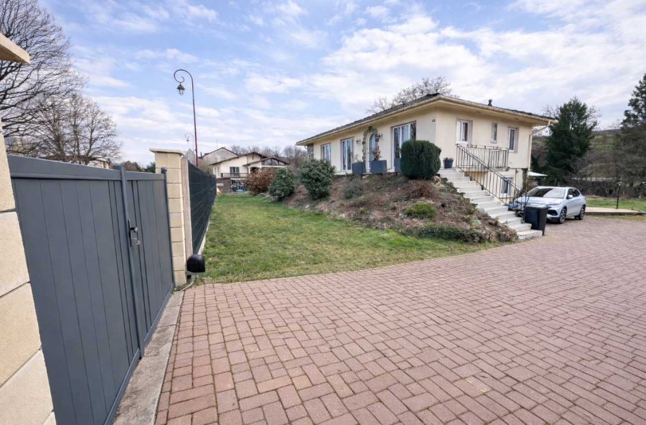 MAISON INDIVIDUELLE SUR SOUS SOL