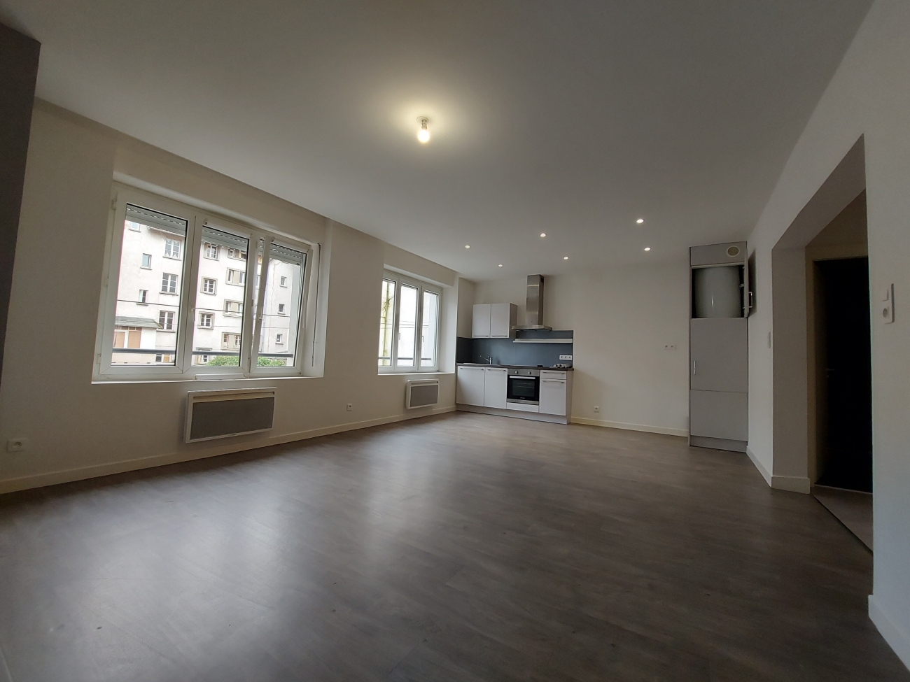 SPACIEUX F2 RUE DES MINIMES