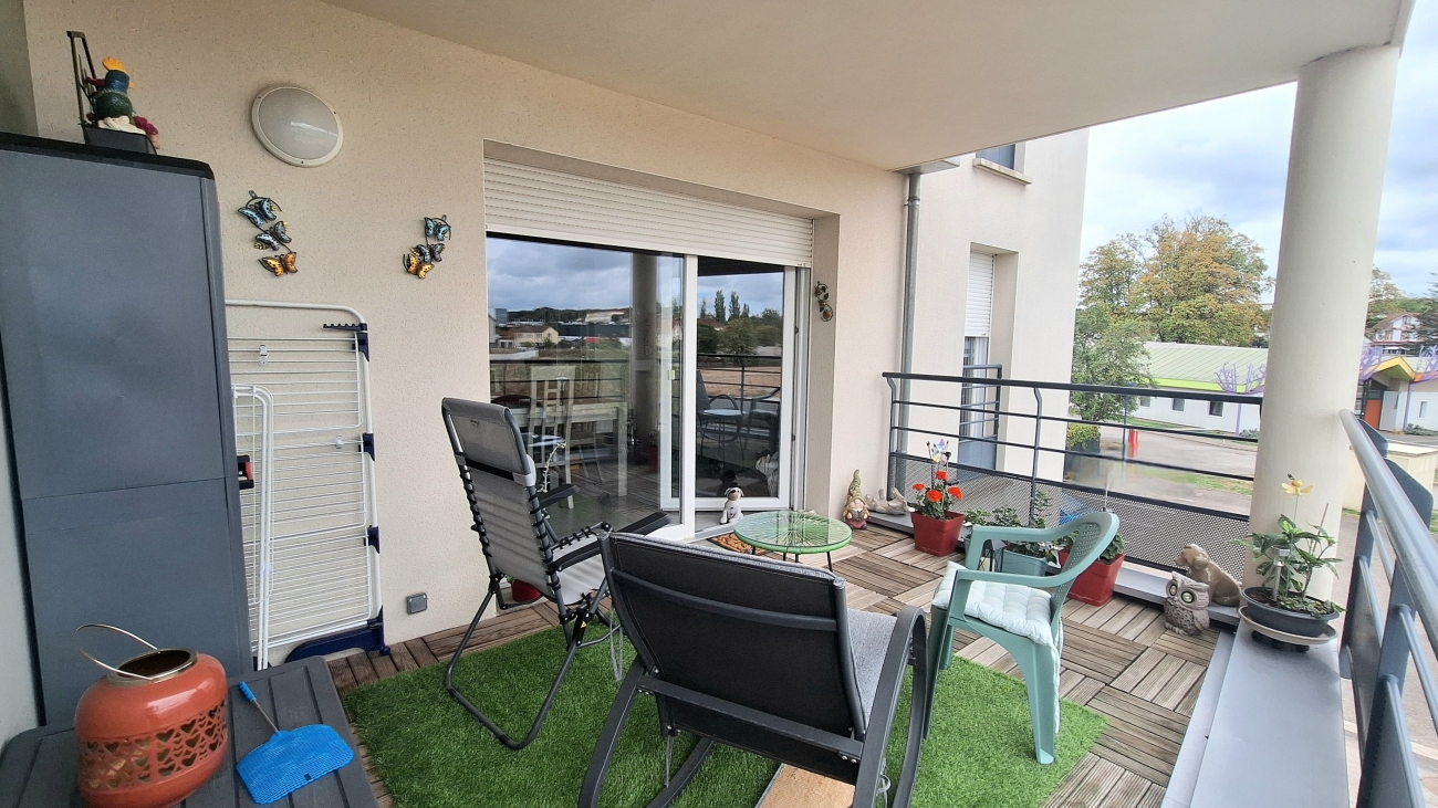 LUMINEUX & RÉCENT TYPE 3 AVEC TERRASSE, GARAGE & STATIONNEMENT