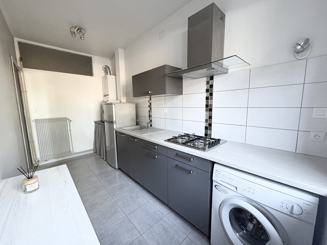 APPARTEMENT F1 - VUE MOSELLE